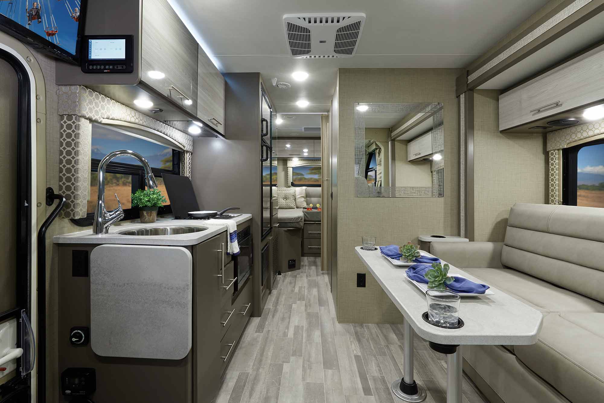 Axis RUV Class A Motorhomes Thor Motor Coach