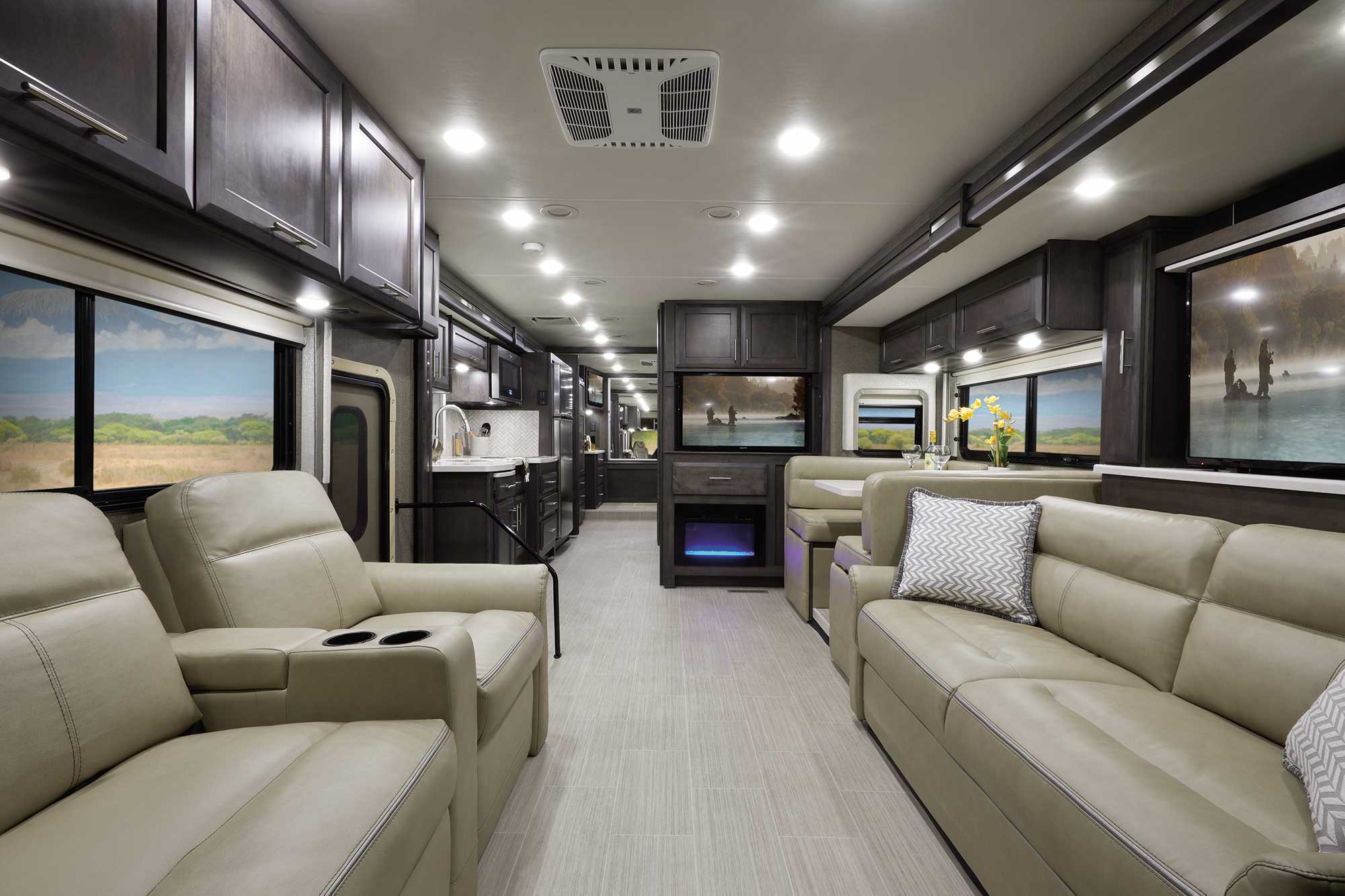 Palazzo Class A Diesel Motorhomes | Thor Motor Coach